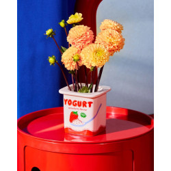 Fluid Market Vase / Pot Yoghurt Strawberry